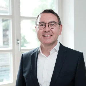 Porträt von Dr. Günther Westner, Geschäftsführer, Energieberater bei Energie-Spezialisten